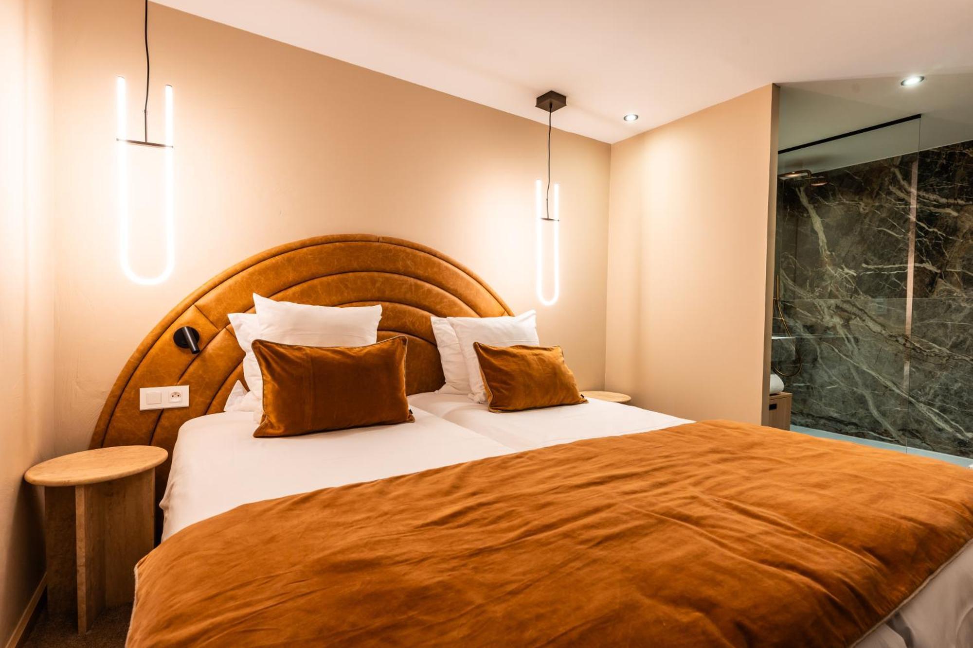Hotel Fahrenheit Seven Courchevel Esterno foto
