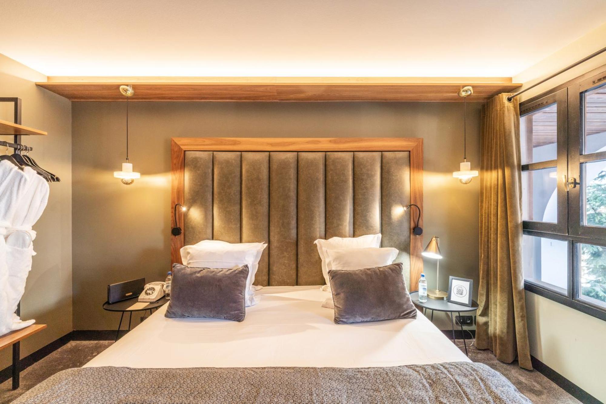 Hotel Fahrenheit Seven Courchevel Esterno foto