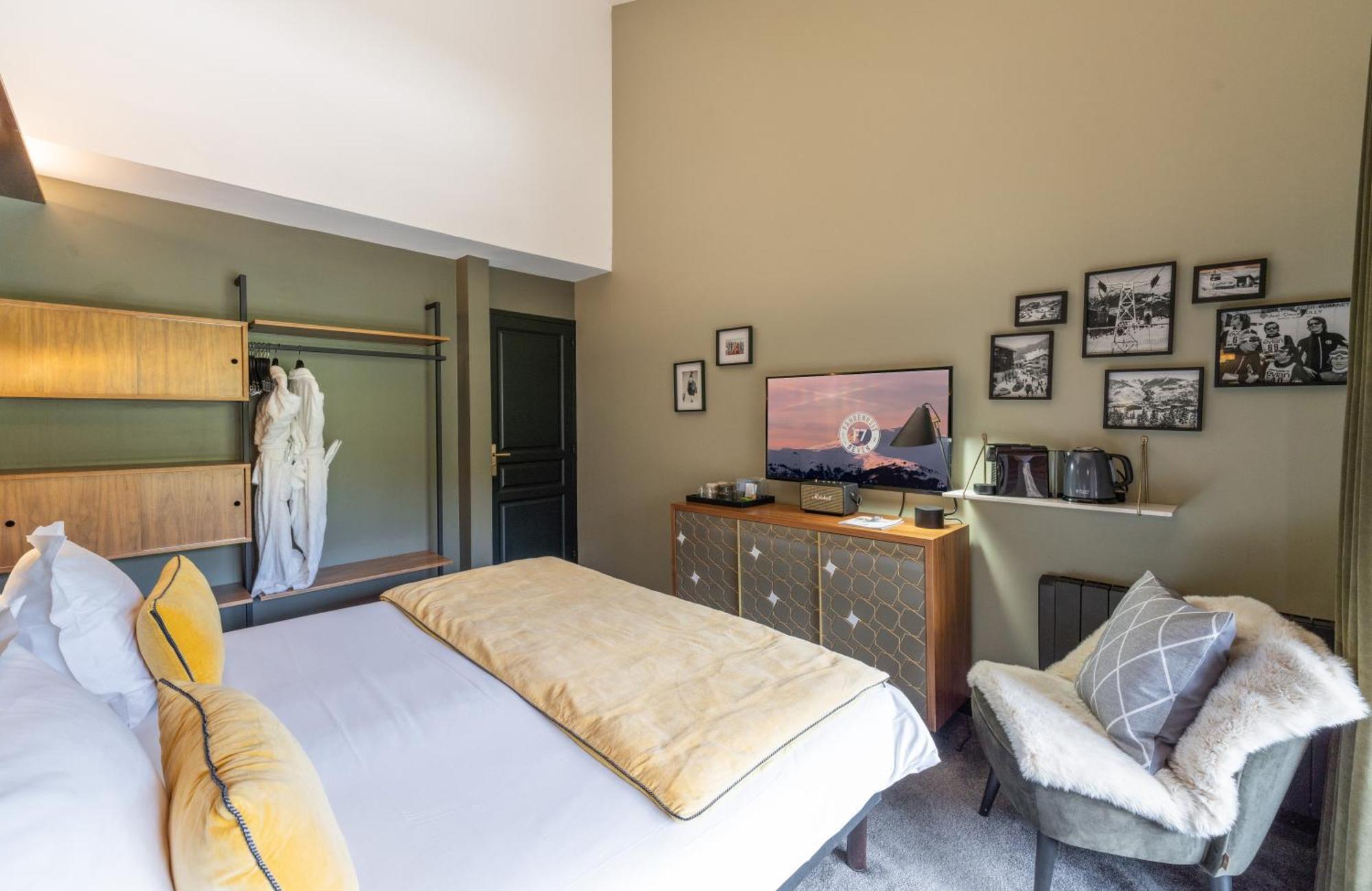Hotel Fahrenheit Seven Courchevel Esterno foto