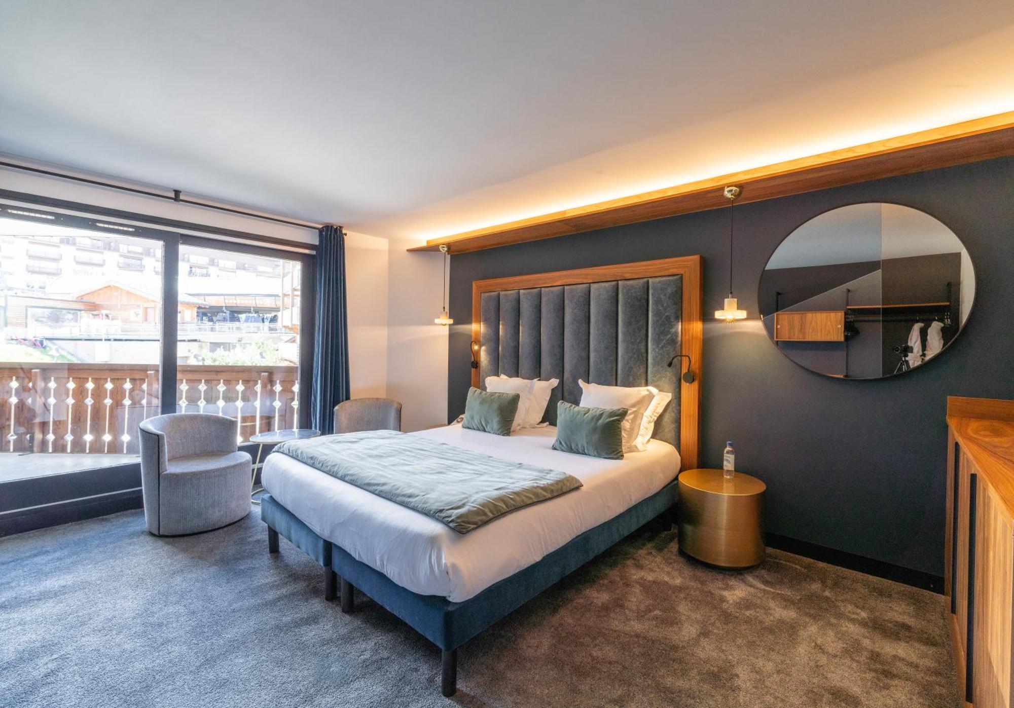 Hotel Fahrenheit Seven Courchevel Esterno foto