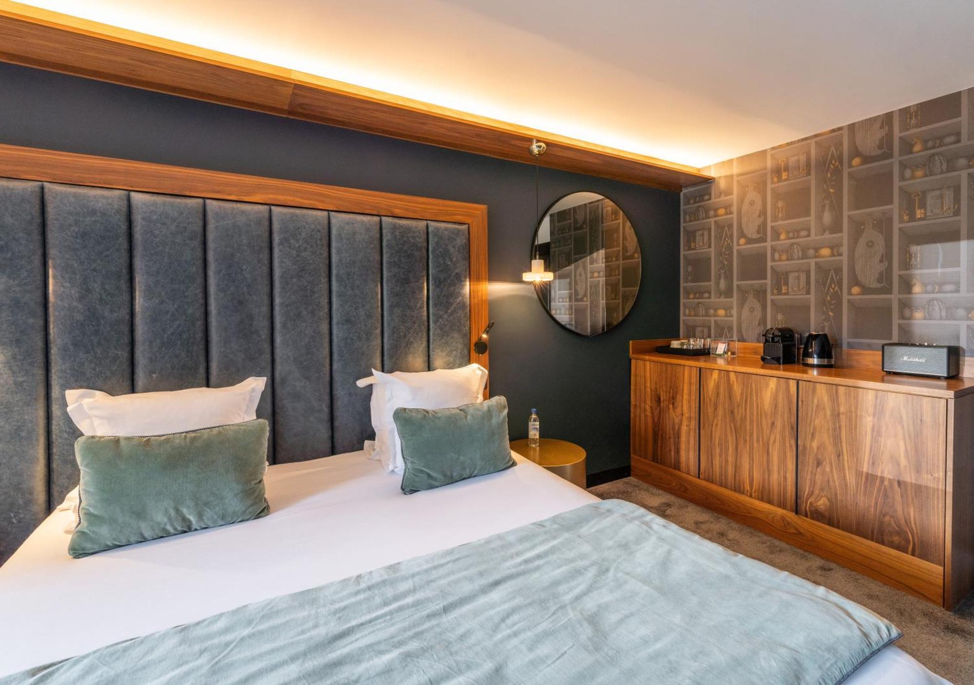 Hotel Fahrenheit Seven Courchevel Esterno foto